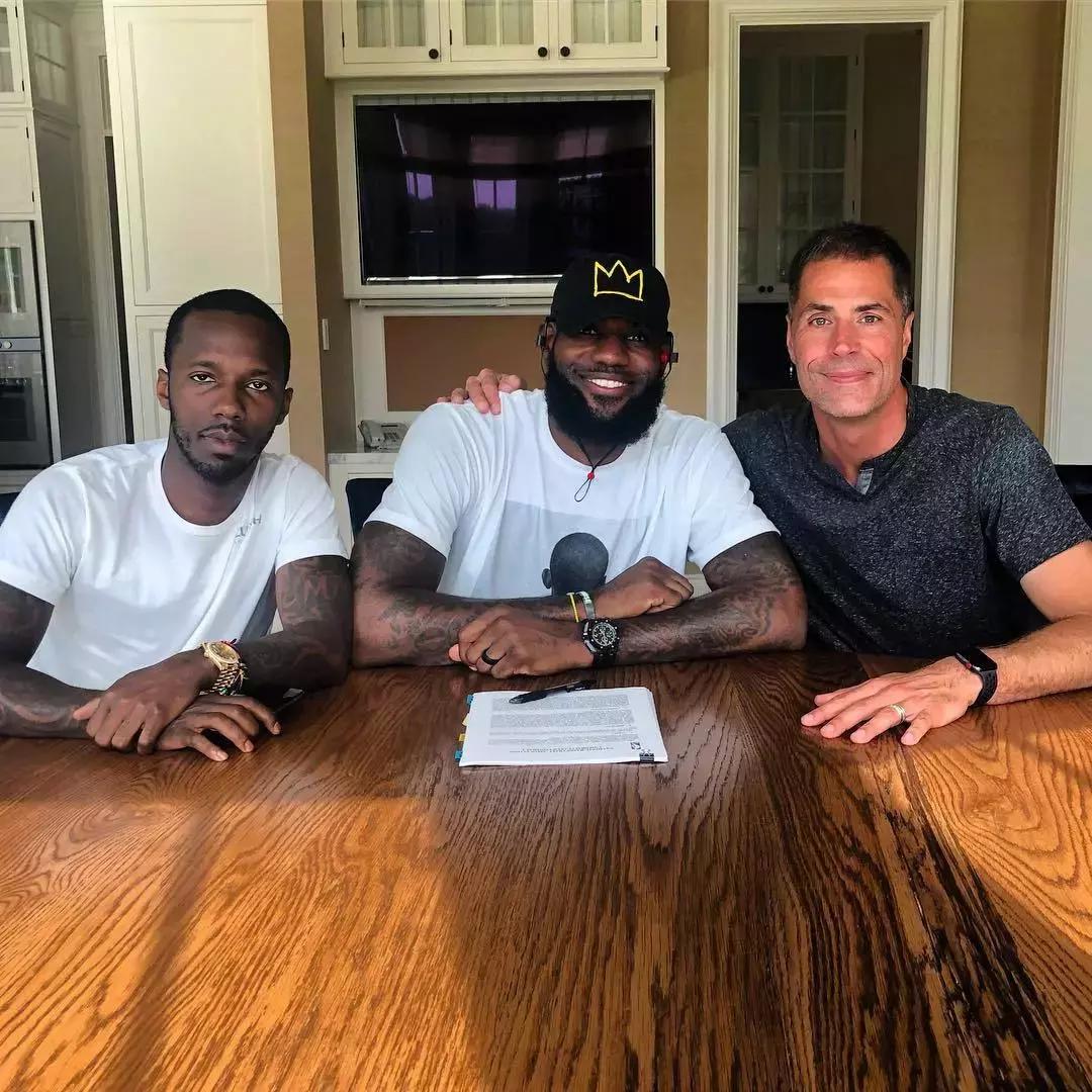 和世界杯抢头条的男人!C罗的影响力,连詹姆斯都自愧不如