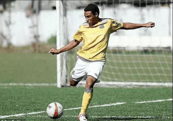 c罗内马尔被问到谁是最强,c罗说内马尔世界上最棒的球员