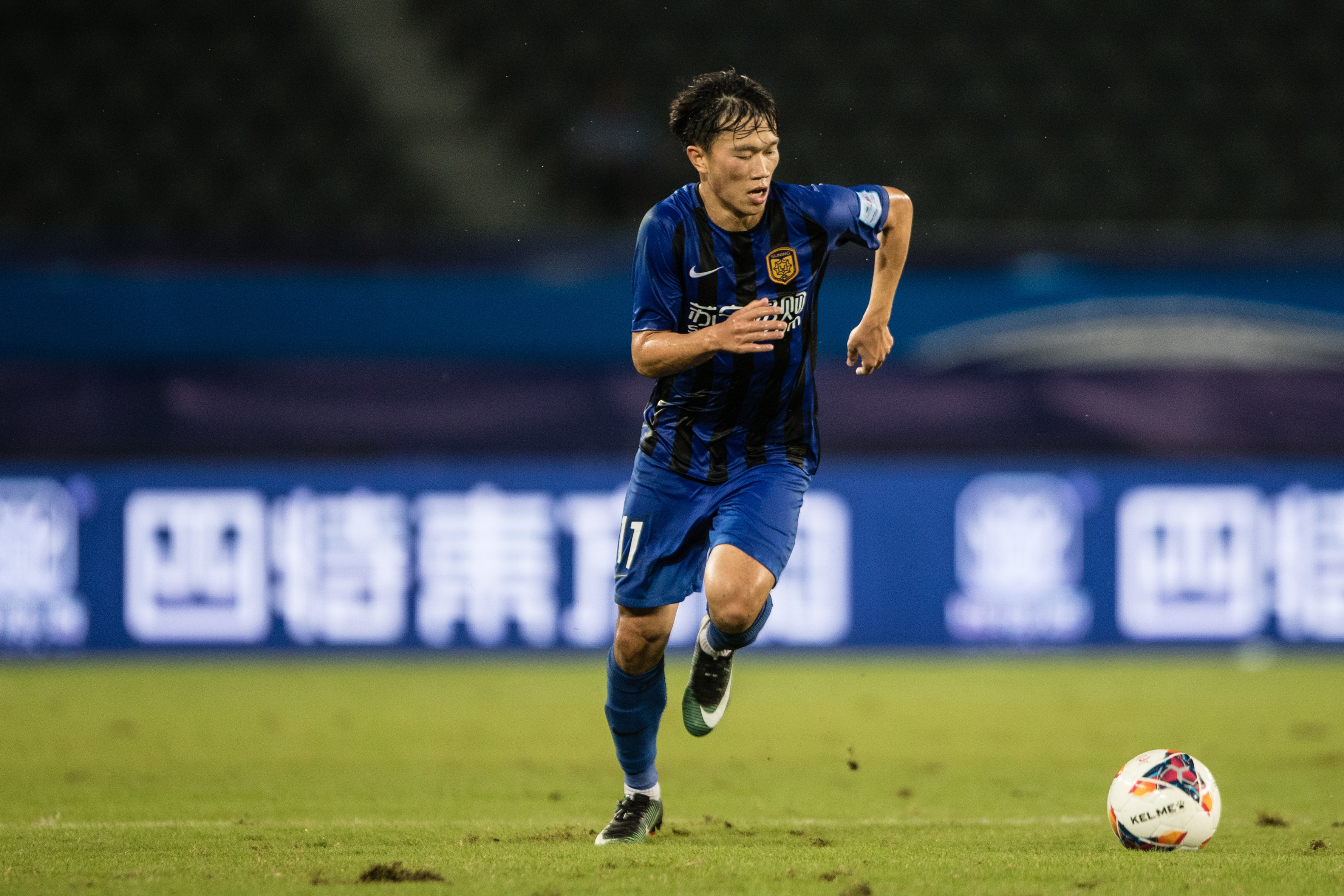 李昂对战邦达,李昂cba首战惊艳全场