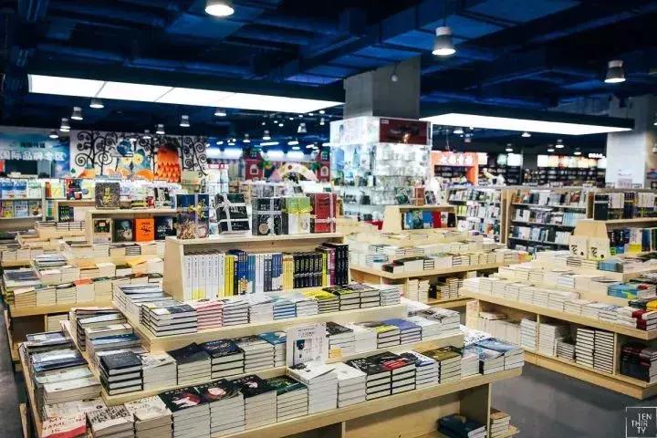 武汉下雨推荐去的地方,武汉室内凉快玩的地方