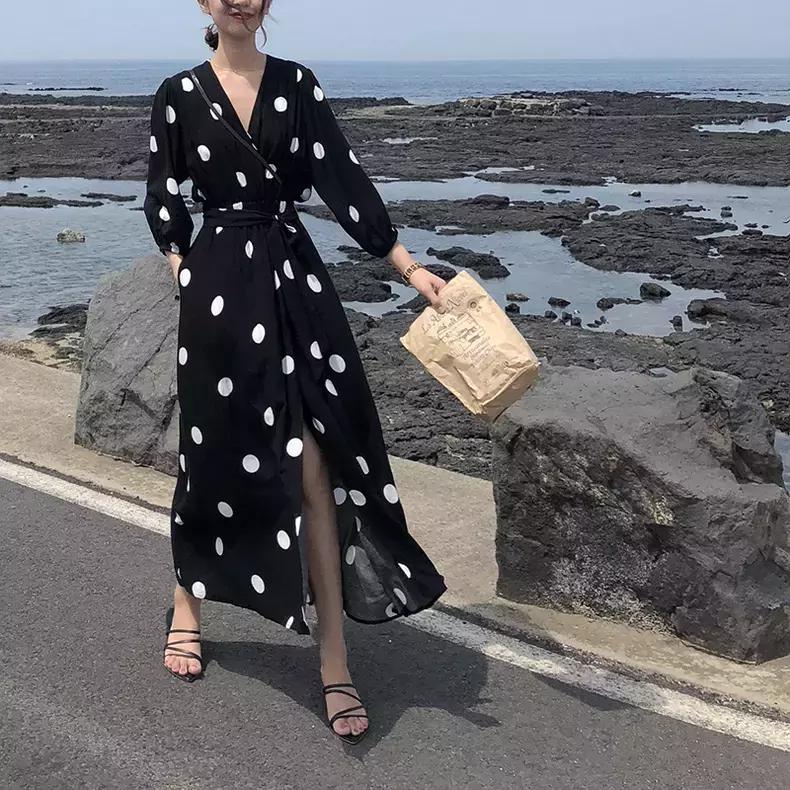 换一双鞋换一套衣服,换一个鞋配裙子很好看