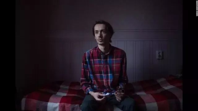 即使世界杯期间不反同,他们的爱依然沉重