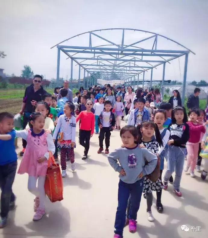 这个韩国欧巴11年前来西安，盖农场当农夫，还娶主播做媳妇儿