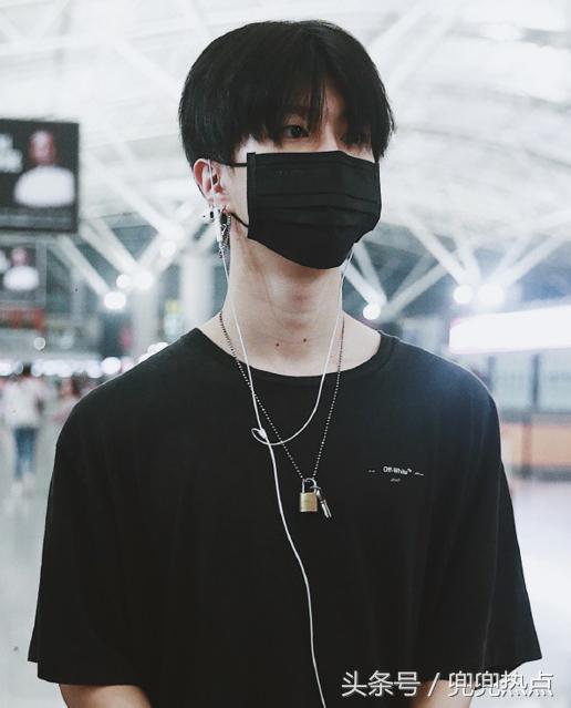 范丞丞离开舞台了吗,范丞丞解散舞台表演