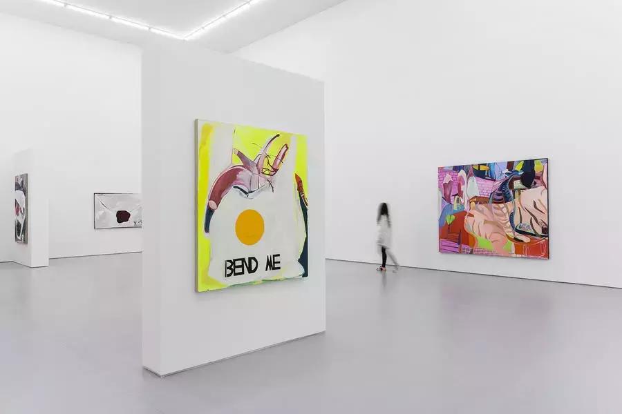 90后粉色少女艺术家与新锐主厨激情碰撞,生猛如鲜肉,却大有玄机