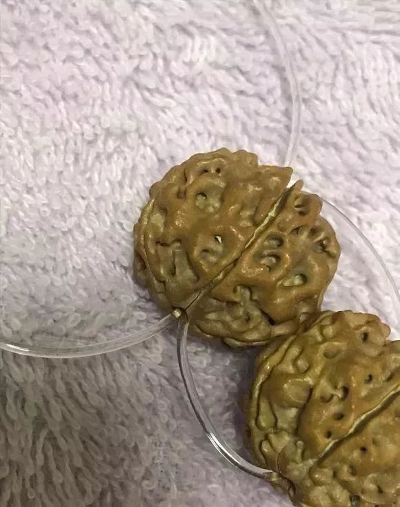 金刚缝隙里白筋怎么清理,金刚纹路太深刷不到怎么办