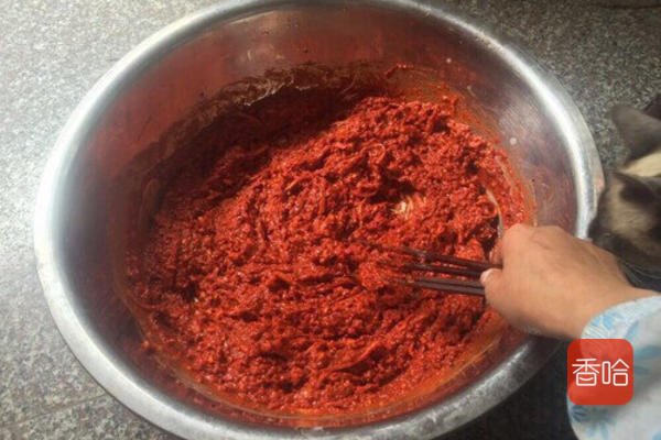 自制韩国泡菜家常做法,韩国泡菜腌葱的制作方法