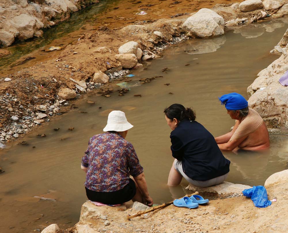 贵德泡温泉攻略,贵德扎仓温泉旅游攻略