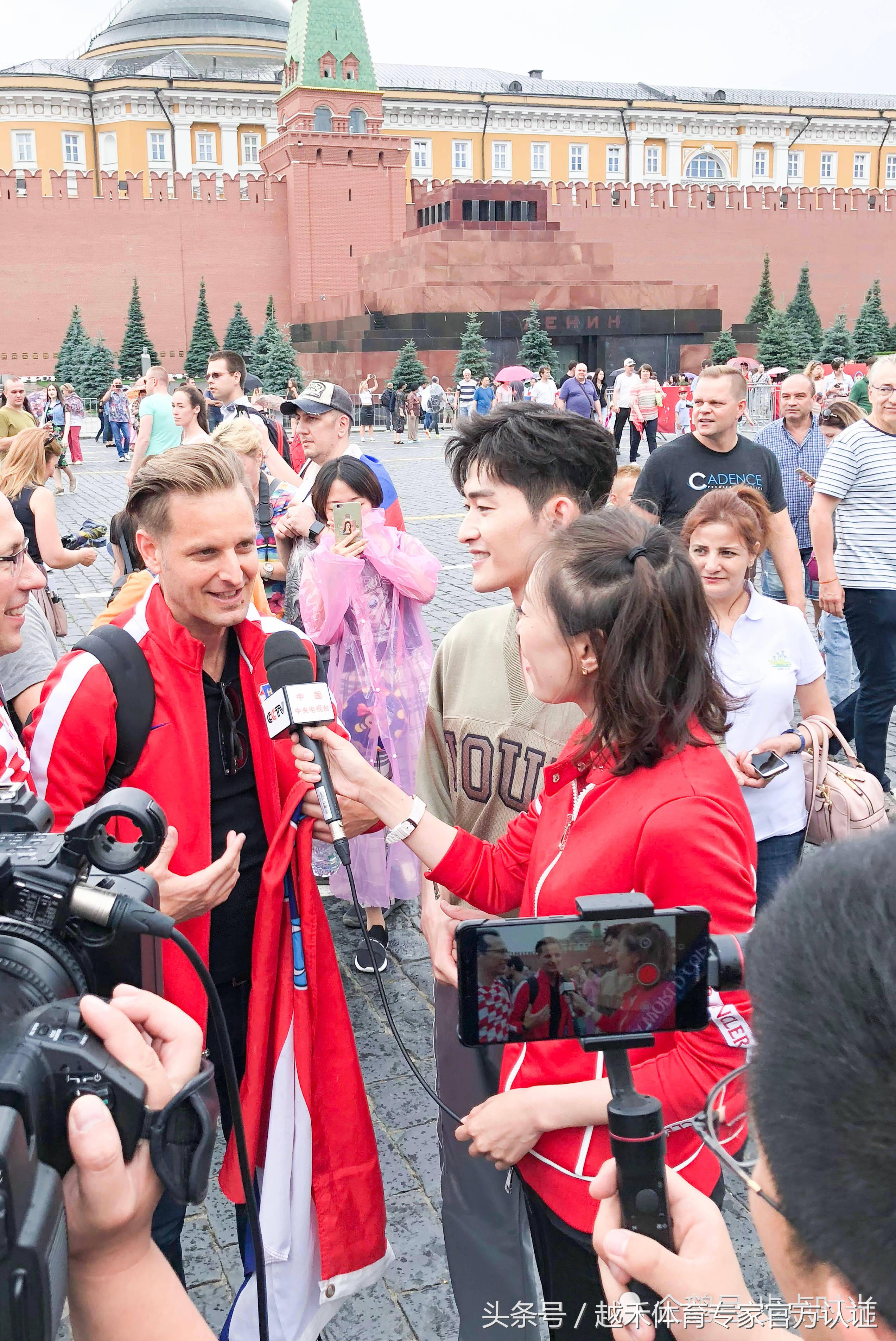 张翰俄罗斯比赛,世界杯俄罗斯街头采访中国