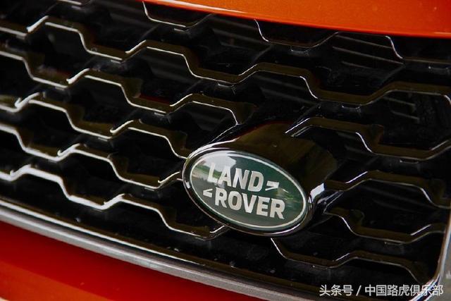 全新路虎揽胜五座试驾,路虎揽胜运动版svr2024款试驾评测