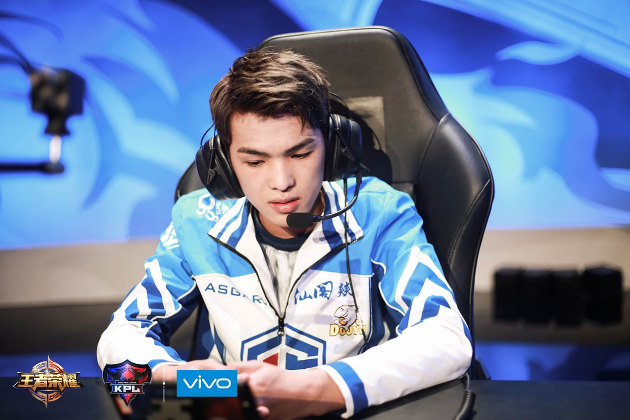 风云再起比赛直播,风云再起全国比赛直播