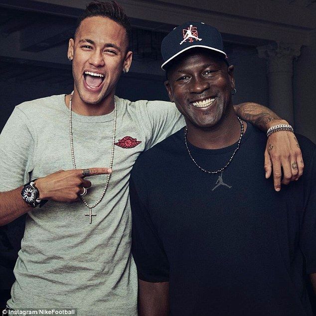 内马尔与各大篮球明星合影,内马尔和杜兰特合影照片