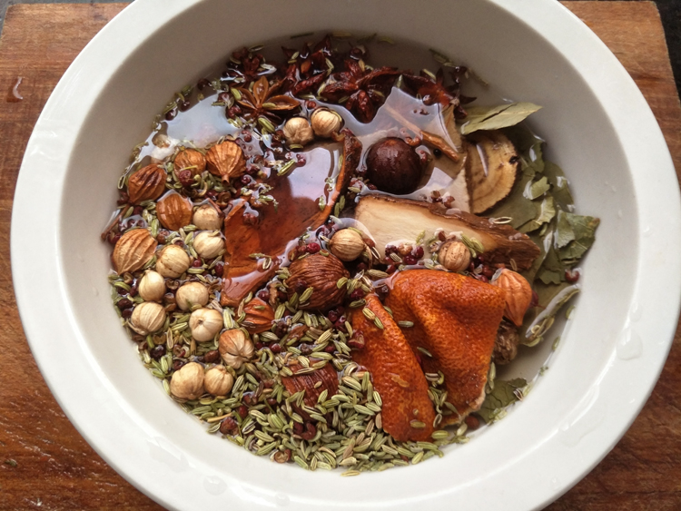 正宗四川卤菜24种配方,正宗四川卤菜详细配方