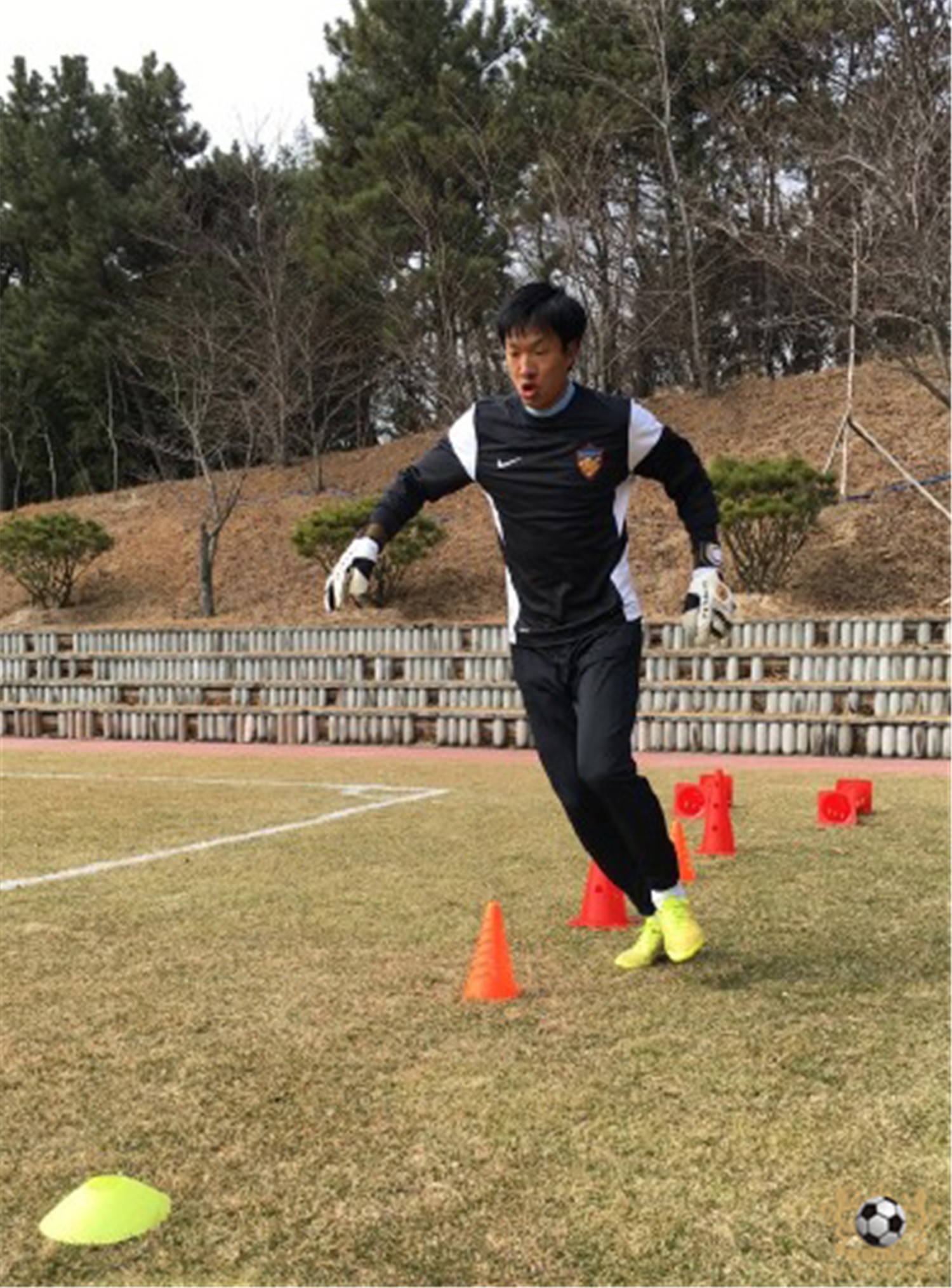 津门足坛双百颂孙建军,津门双百颂足球队员