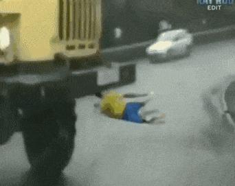 翻滚，慌的一比，点球，VAR，这注定是一届话题性十足的世界杯