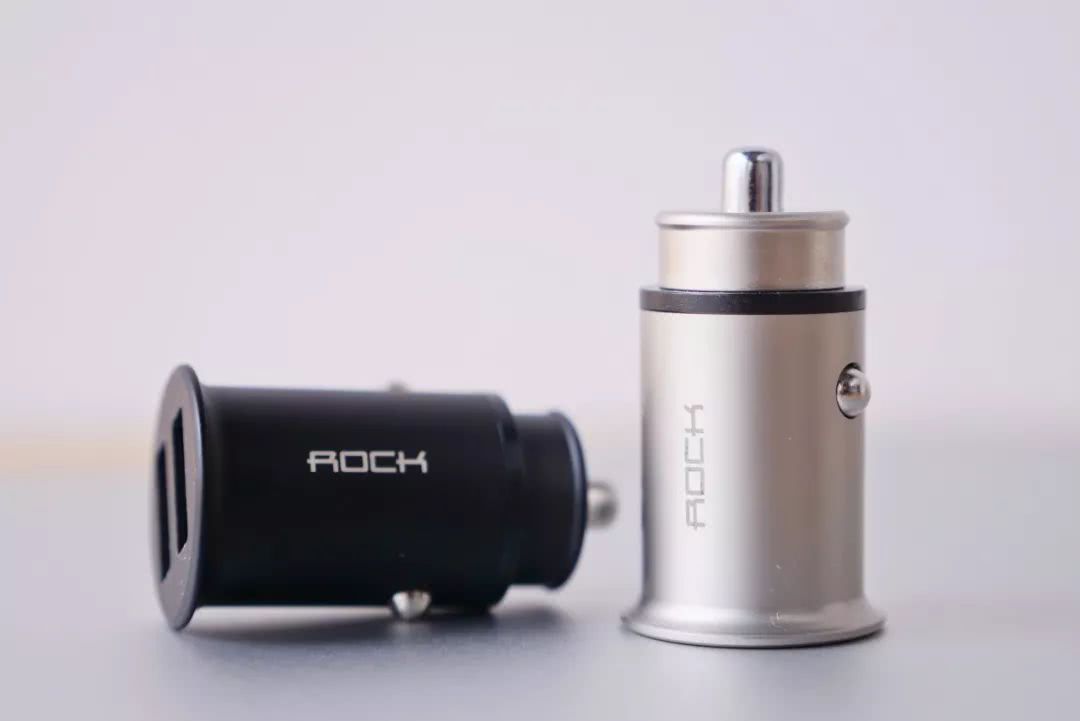 汽车自带usb接口充电断断续续,汽车自带usb充电多少v