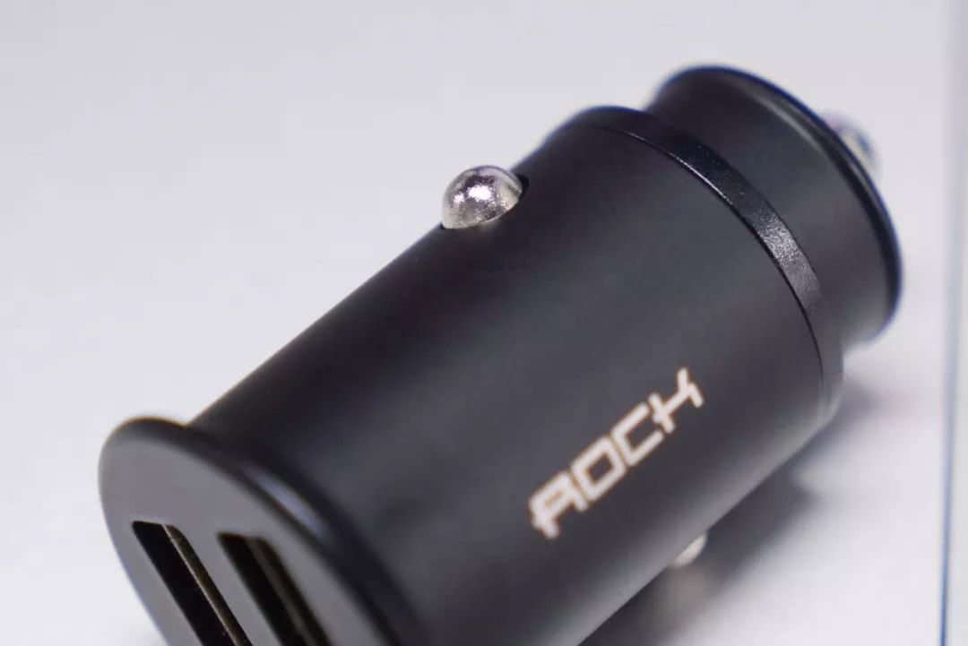 汽车自带usb接口充电断断续续,汽车自带usb充电多少v