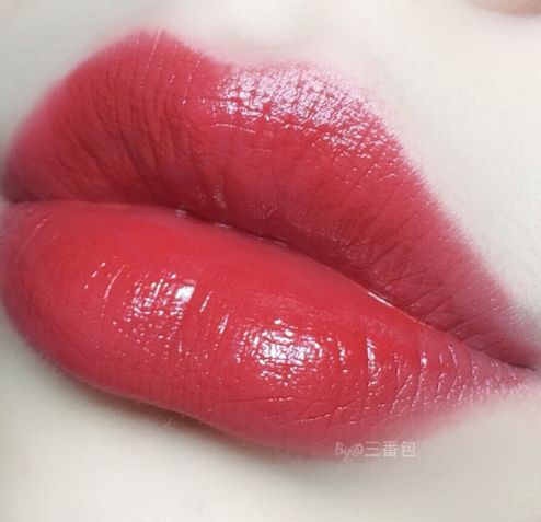 央视曝光假化妆品,央视曝光海外代购假货