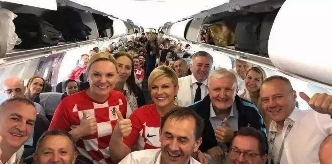 世界杯法国夺冠后狂欢,世界杯法国夺冠2006