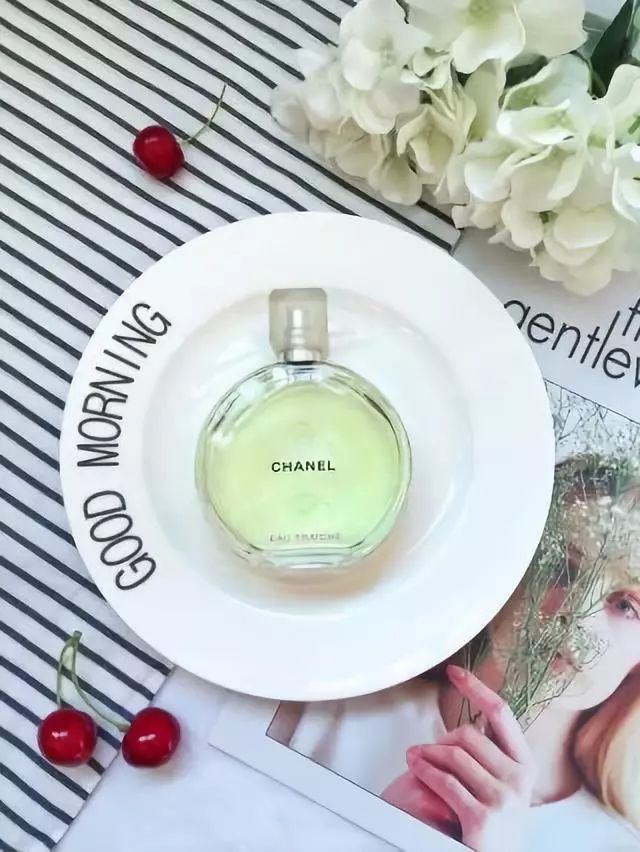 香水味歌曲原唱,你身上有她的香水味