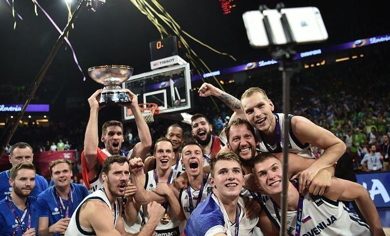 单克罗地亚就能闯进决赛，前南斯拉夫球队再聚首将是怎么的盛宴！