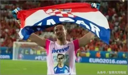 这就是我喜欢它的原因用英语说,这就是我喜欢体育的原因