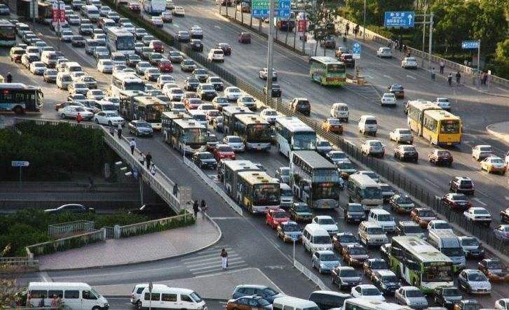 无人驾驶,你要救吗?你要使用解药吗?