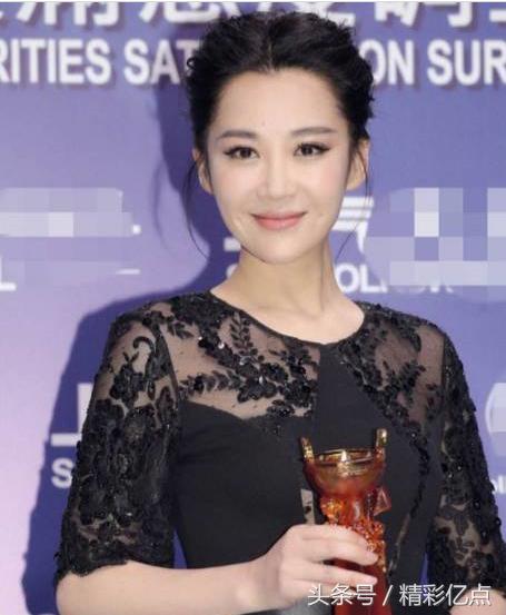 《邪不压正》，最大的看点竟是她的翘臀