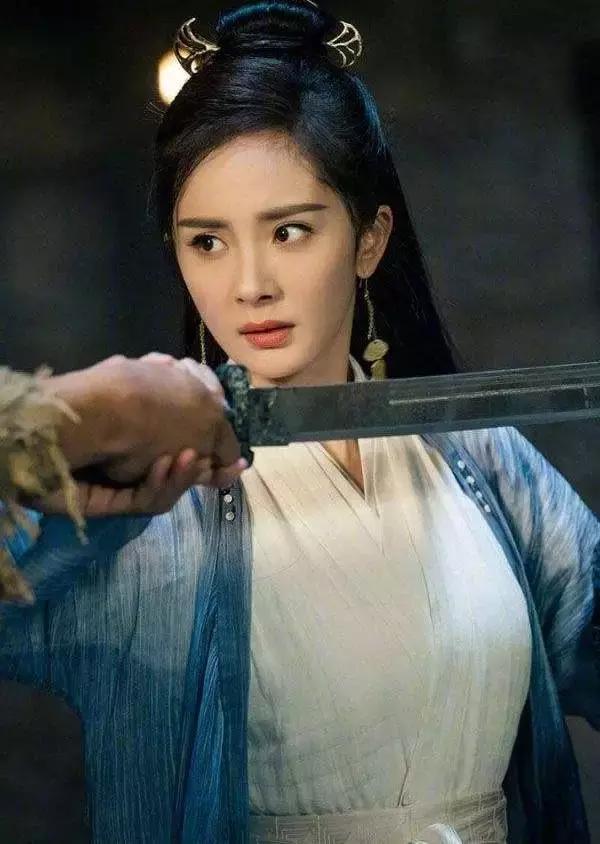 杨幂如何面对发际线的问题,如何拯救杨幂同款发际线