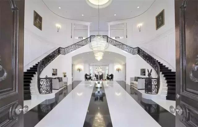 梅西内马尔c罗豪宅,梅西和c罗的房子长啥样