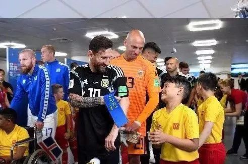 2018世界杯感动瞬间,足球的魅力感人片段