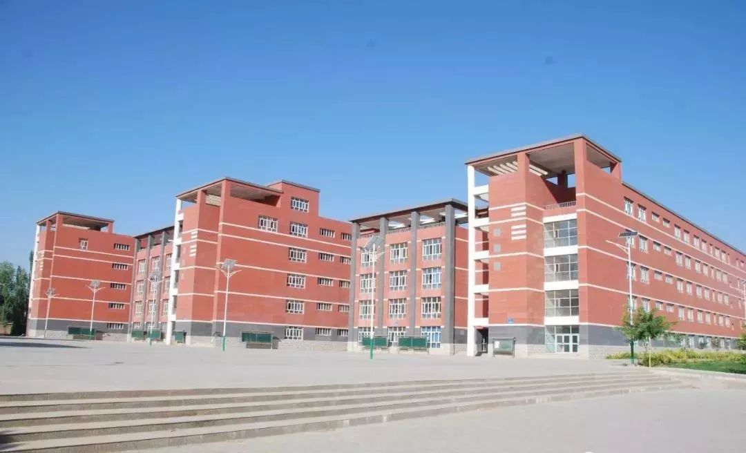 喀什二中,喀什二中照片