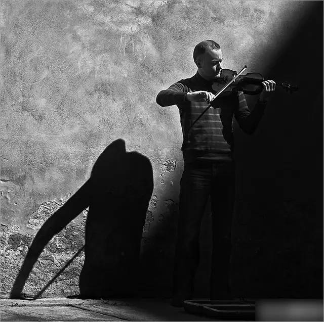 玩摄影你必须掌握这12条黄金法则,10个经典摄影秘诀