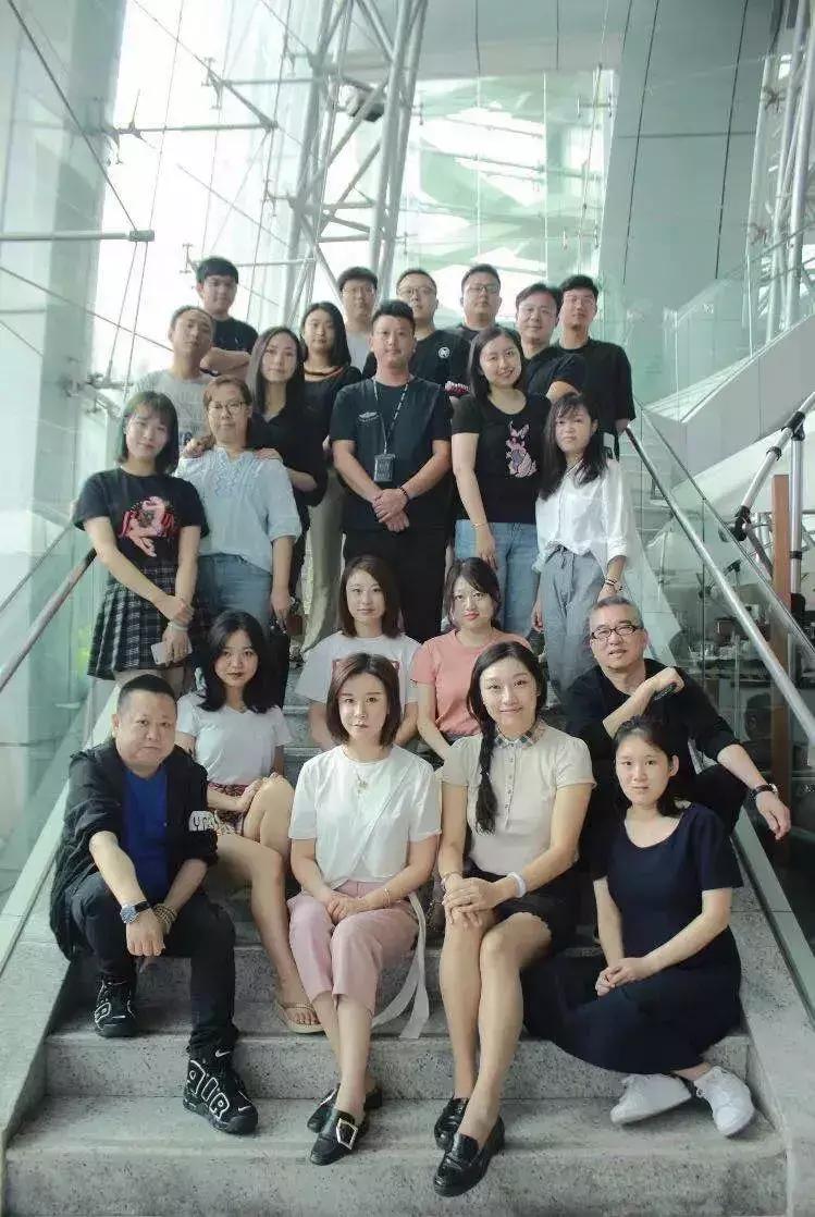 集齐这八大工作室，你也可以C位出道！