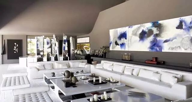 足球巨星豪宅前后对比,足球明星豪宅装修风格