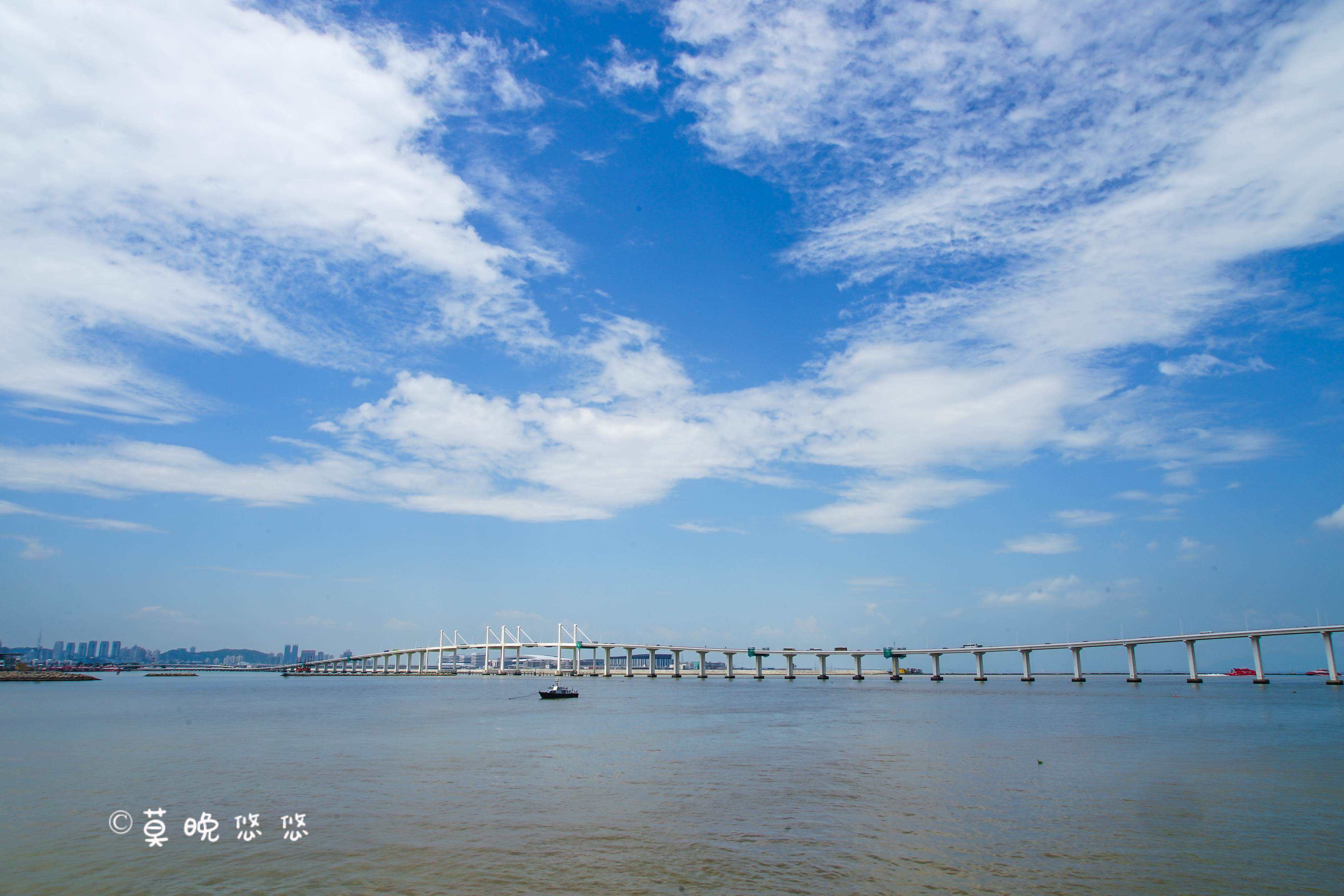 珠海旅游新地标，90分钟游船，看世界最长跨海大桥