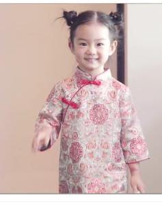 lucky李乐祺戚薇同款,lucky李乐祺与戚薇机场离别完整版