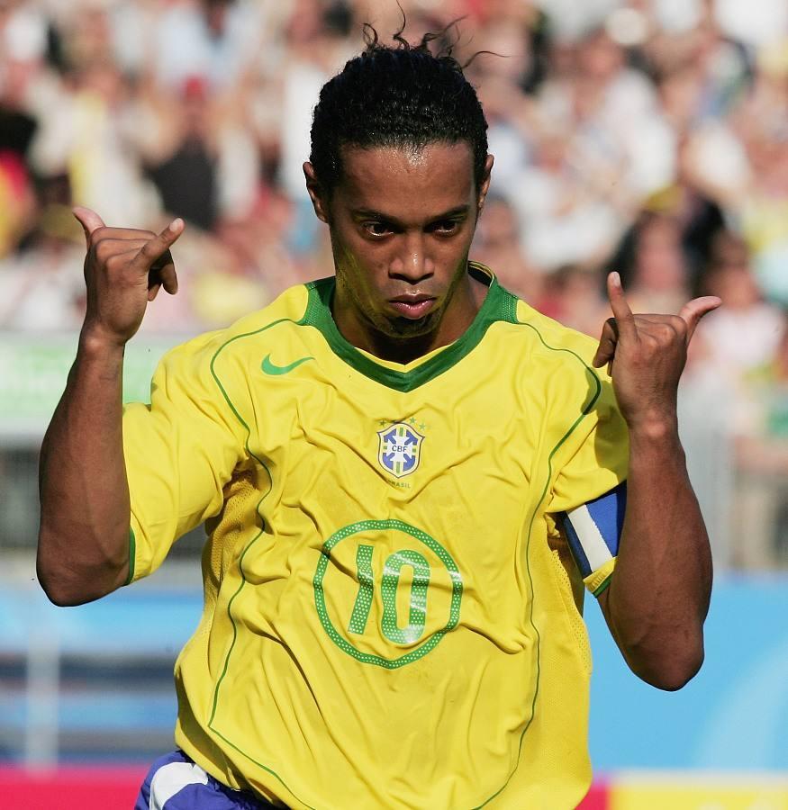 2017世界最强的11名足球运动员,谁是足球史上最伟大的6号