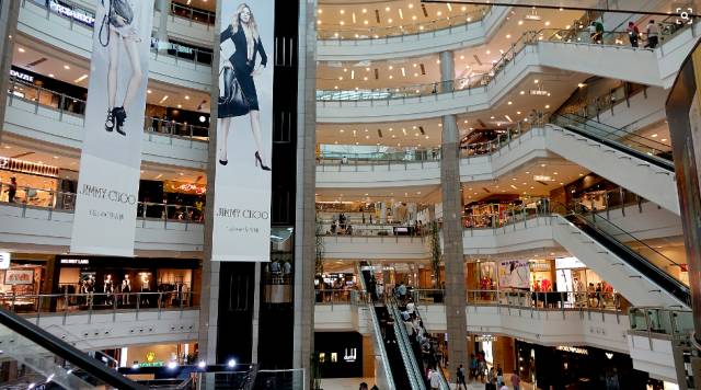 商场发生火灾时正确的逃生方法,商场火灾逃生完整版