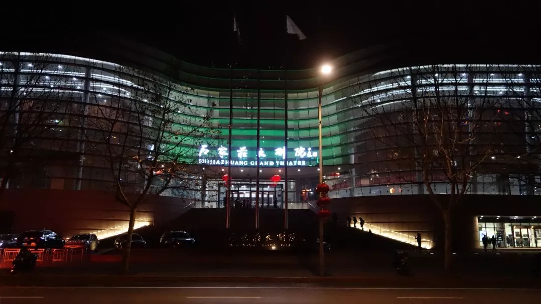 石家庄大剧院人多吗,有多少人去过广州火车站