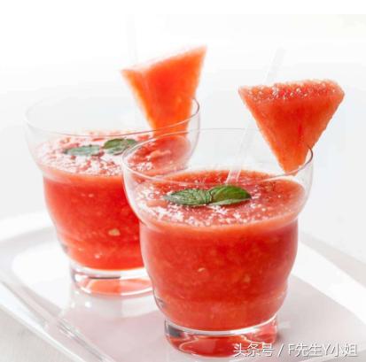 夏季西瓜的正确吃法,西瓜的吃法大全简单又好吃