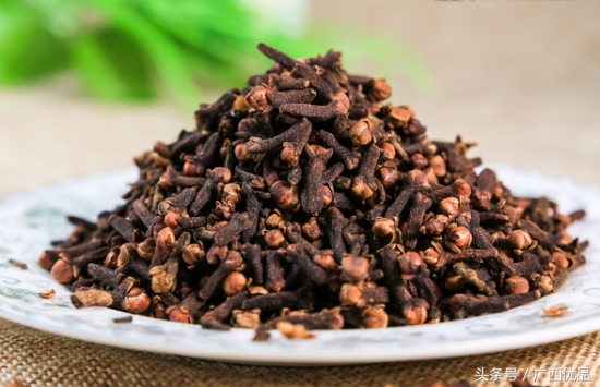 揭秘34种常见香料的名称与用途,12种常见香料怎么用一次性告诉你