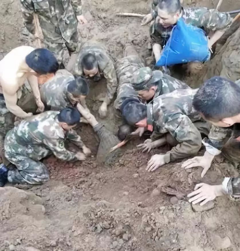 中国军人肩负使命视频,中国军人的使命是什么