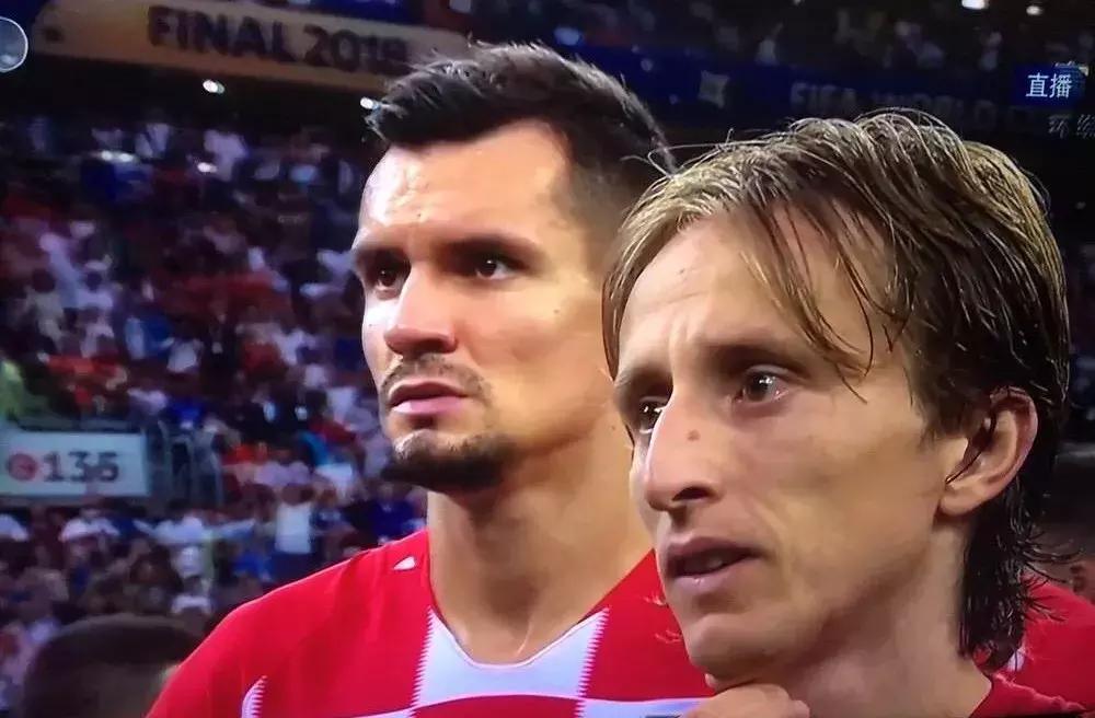 克罗地亚女总统抢镜,克罗地亚女总统早期泳装秀