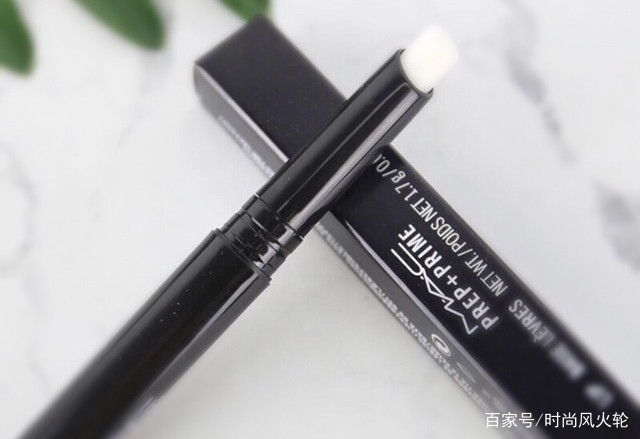 推荐超级显白唇釉,阿玛尼裸色系唇釉推荐