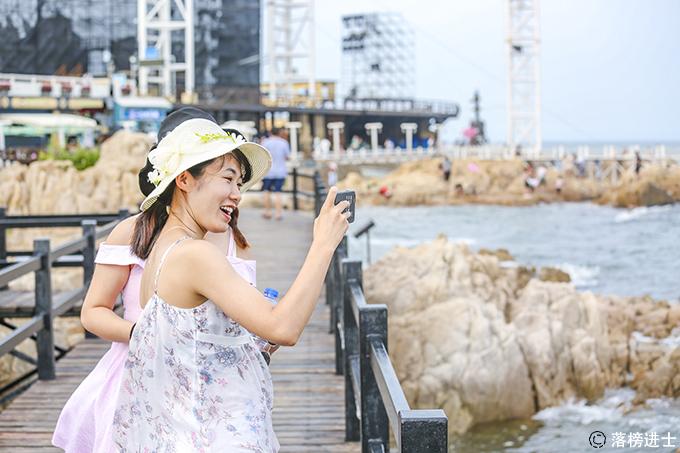 北戴河碧螺塔奇幻秀表演,碧螺塔公园都有啥表演