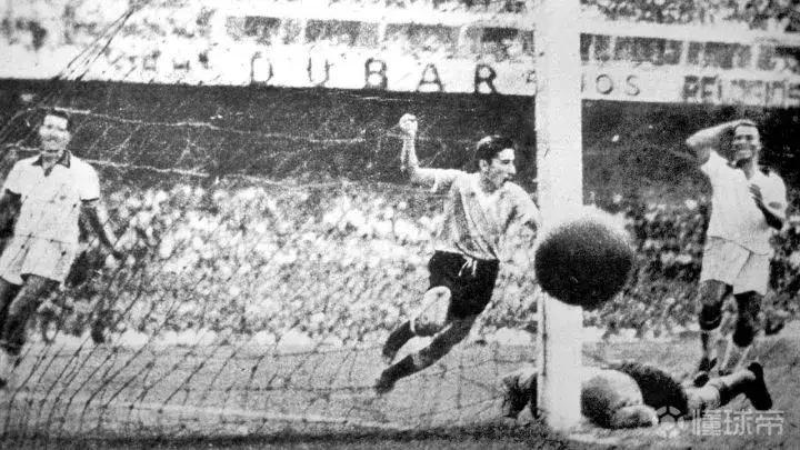 足球不只是一项运动英文,足球的确是一个有温度的运动