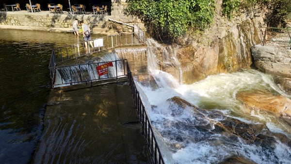 高冠瀑布风景,高冠瀑布游记