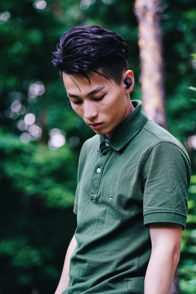 跑酷达人带你感受阻碍快感,捷波朗耳机蓝牙