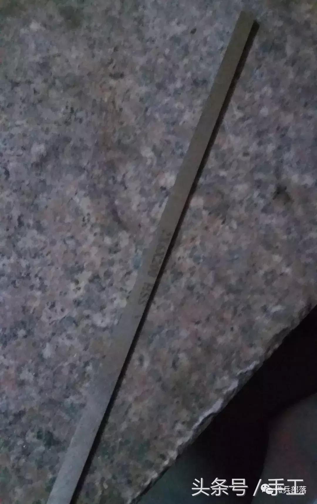 纯手工打造名剑,微型刀剑制作比赛